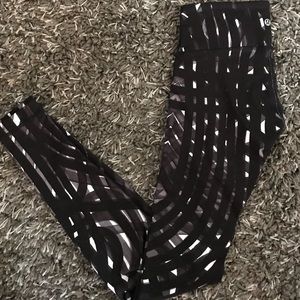 Lululemon Full-Length Leggings (worn once)